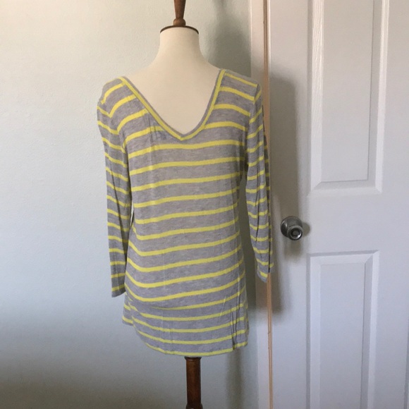 Cabi - Picture 2 of 4